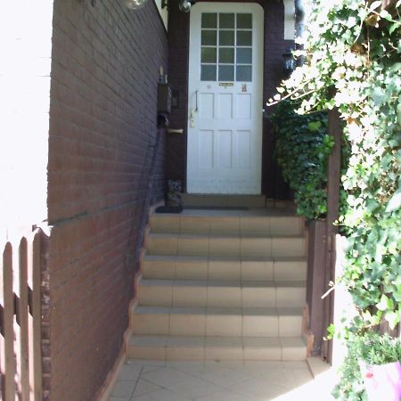 Lovely Apartment 2 Et Inkl Parkplatz Nach Verfuegbarkeit Essen Exterior foto